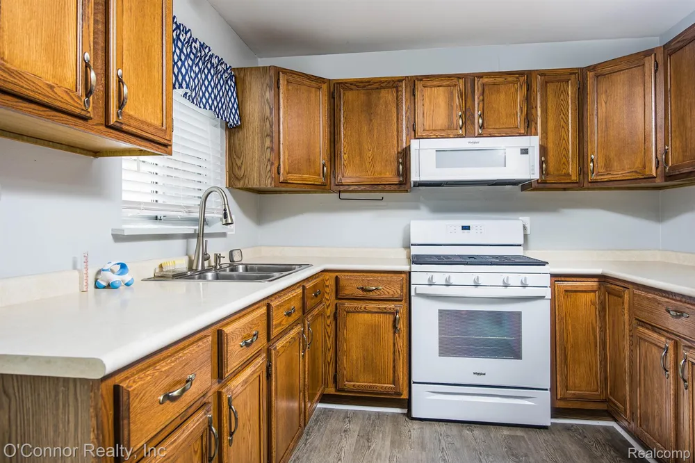 655 Georgia Avenue Marysville City, MI 48040