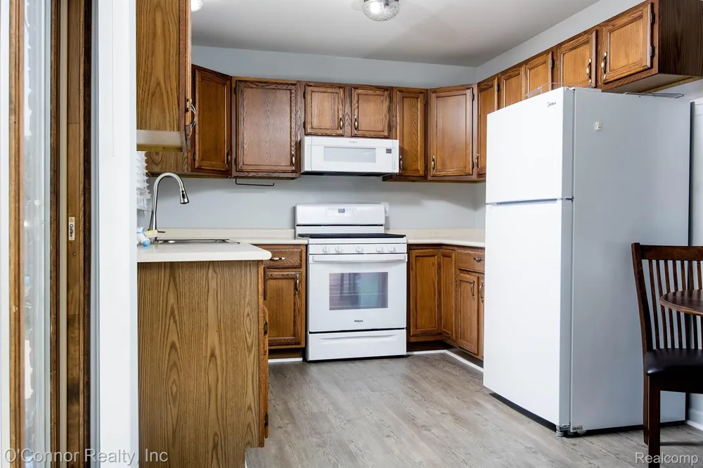 655 Georgia Avenue Marysville City, MI 48040