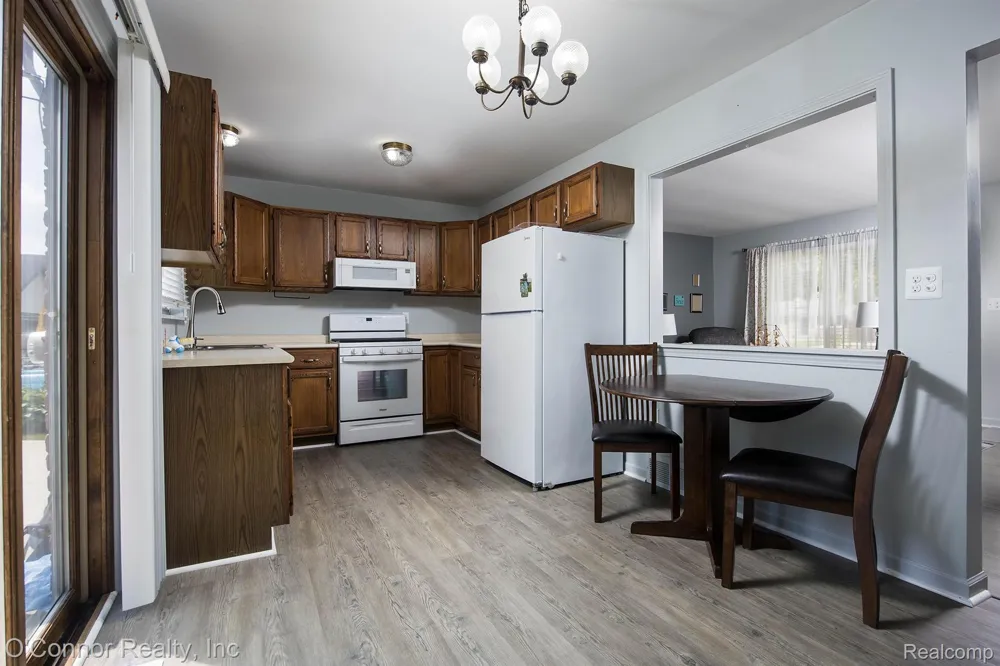 655 Georgia Avenue Marysville City, MI 48040