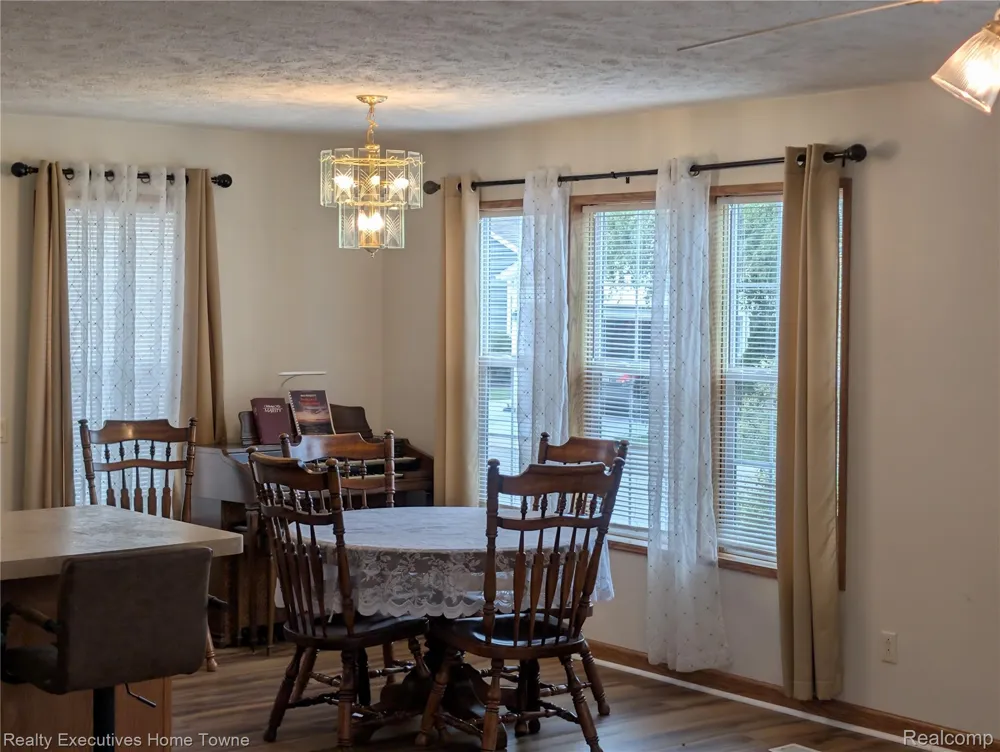 6203 Square Lake Drive Drive Kimball Township, MI 48074