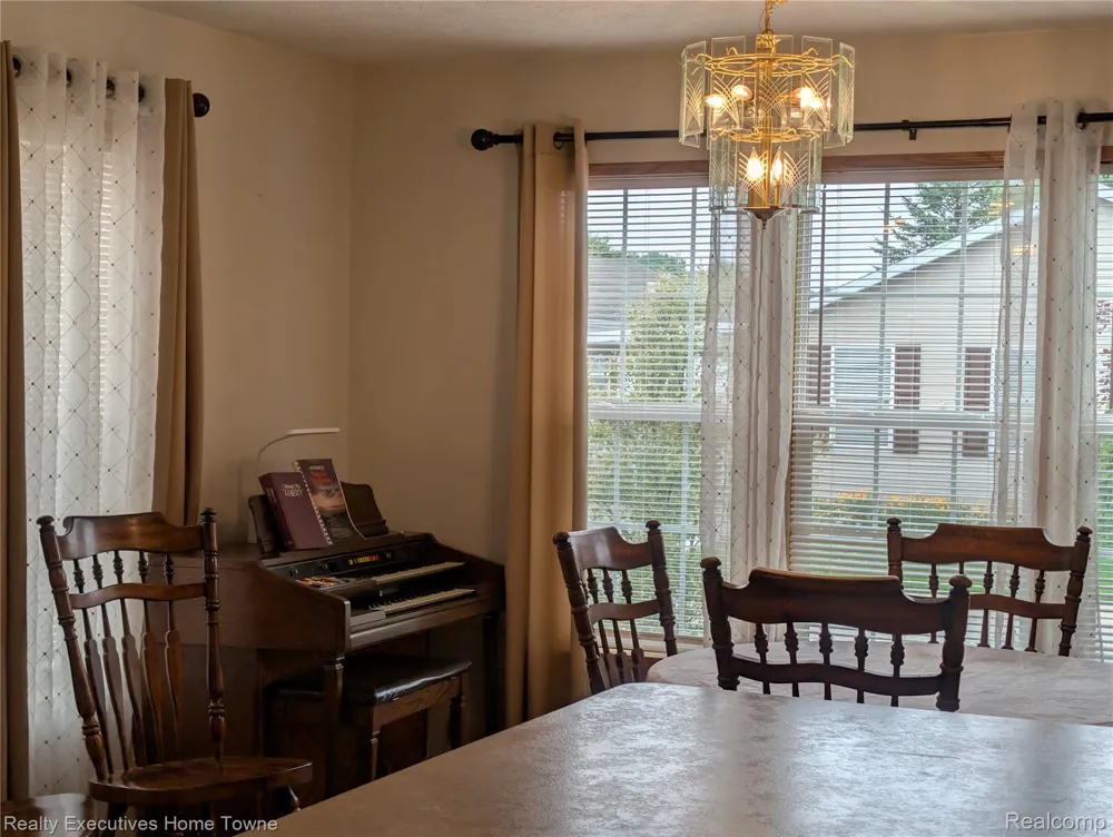 6203 Square Lake Drive Drive Kimball Township, MI 48074