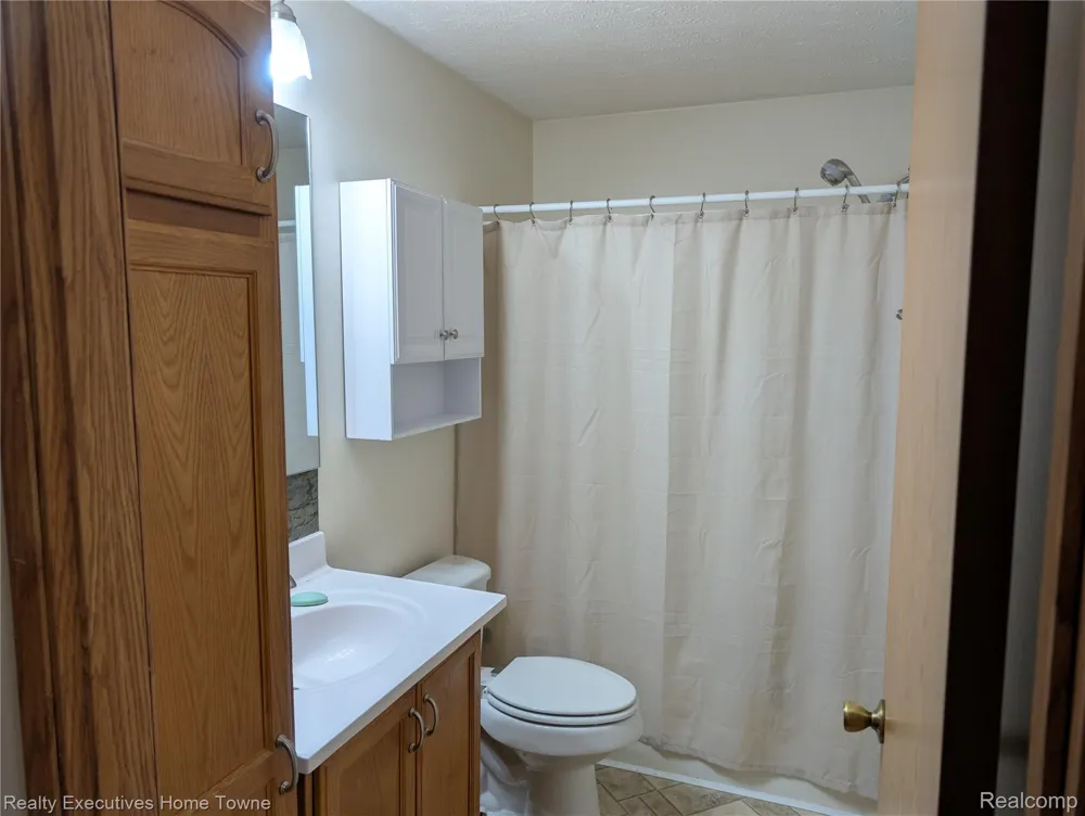 6203 Square Lake Drive Drive Kimball Township, MI 48074