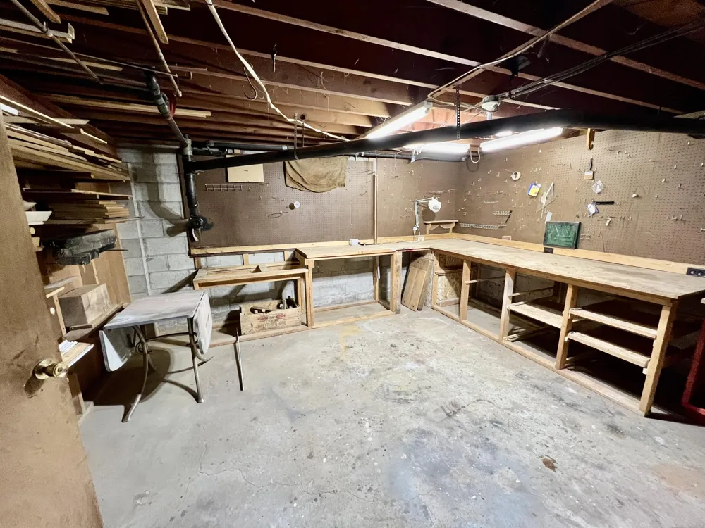 15747 Coral Road Unknown, MI 49322
