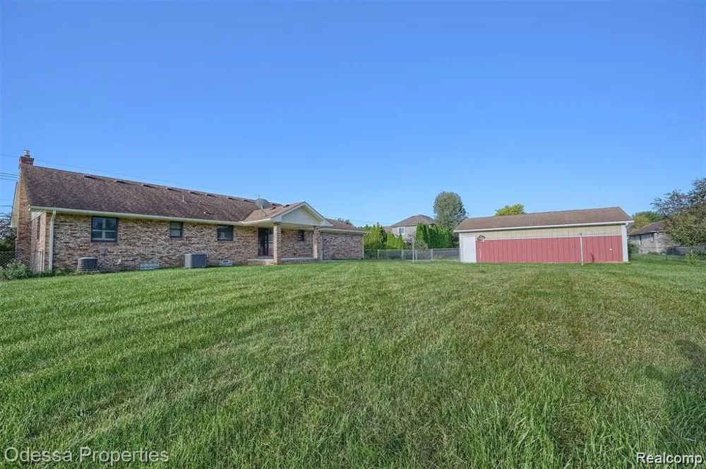 16185 24 MILE ROAD Macomb Township, MI 48042