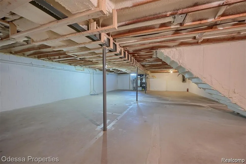 16185 24 MILE ROAD Macomb Township, MI 48042