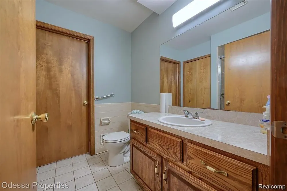 16185 24 MILE ROAD Macomb Township, MI 48042