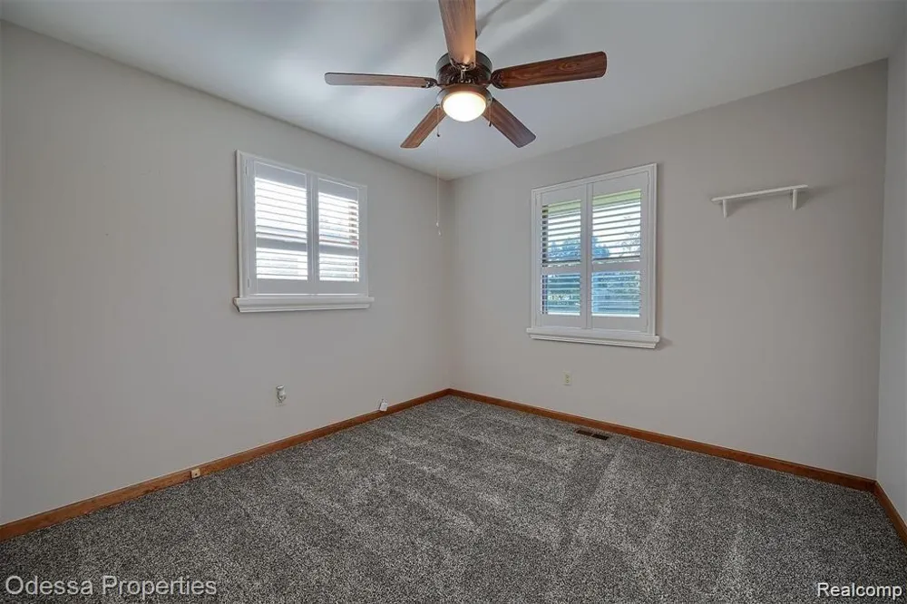 16185 24 MILE ROAD Macomb Township, MI 48042