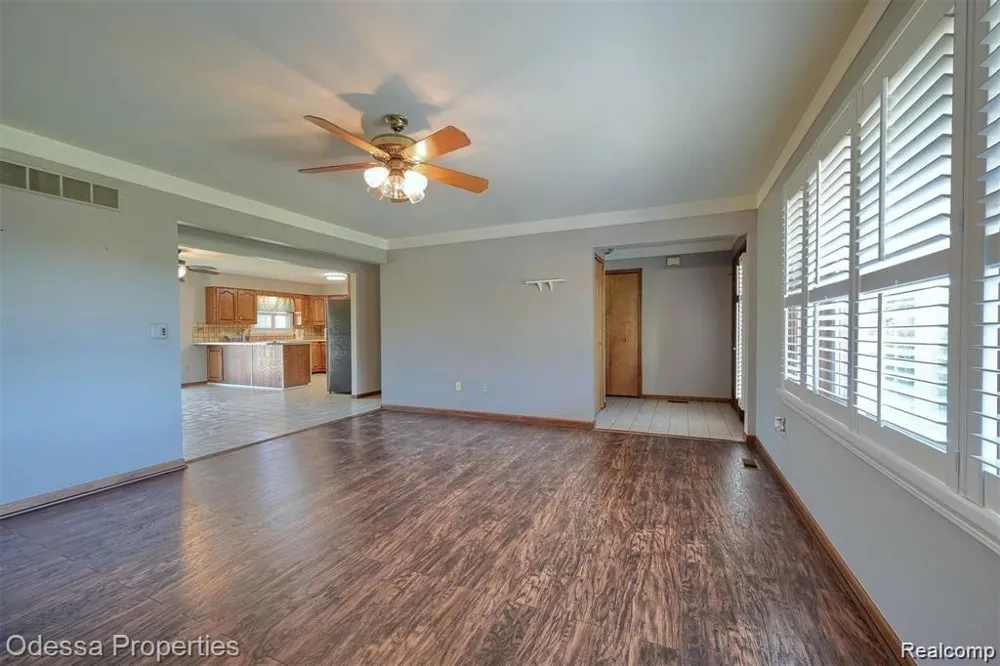 16185 24 MILE ROAD Macomb Township, MI 48042