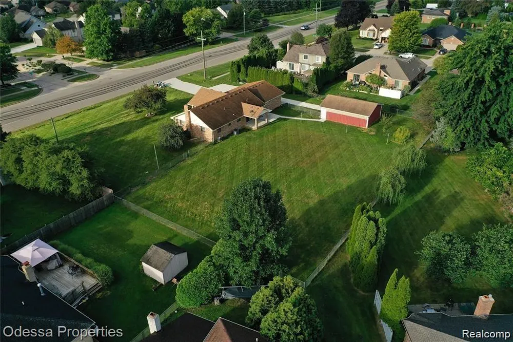 16185 24 MILE ROAD Macomb Township, MI 48042