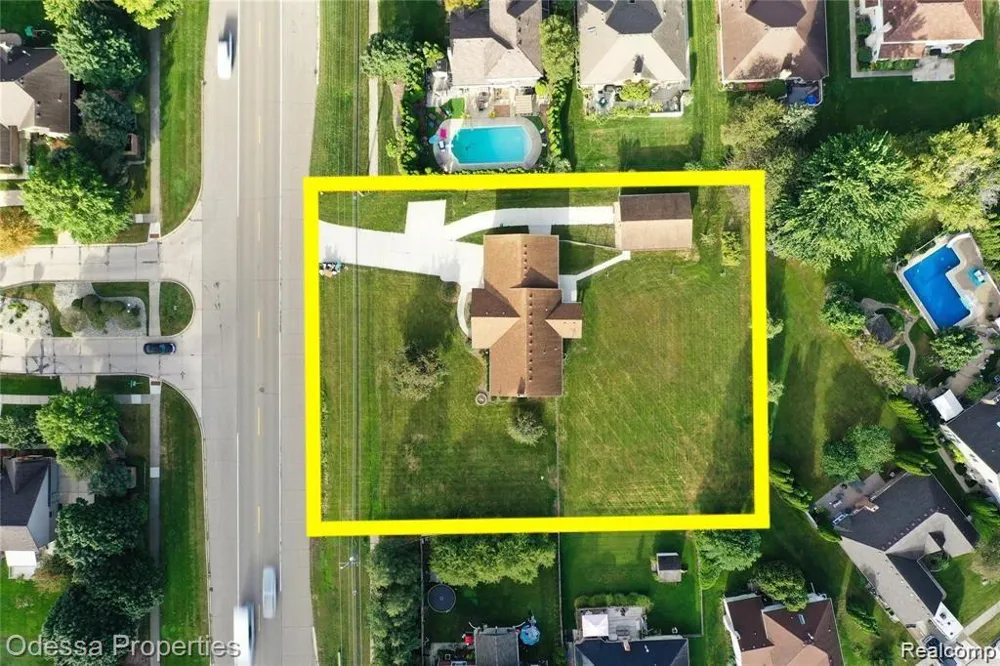 16185 24 MILE ROAD Macomb Township, MI 48042