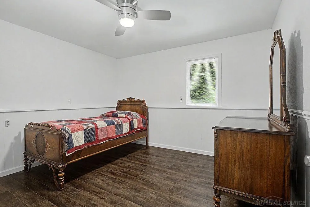 1571 Waukazoo Drive Park Township, MI 49424