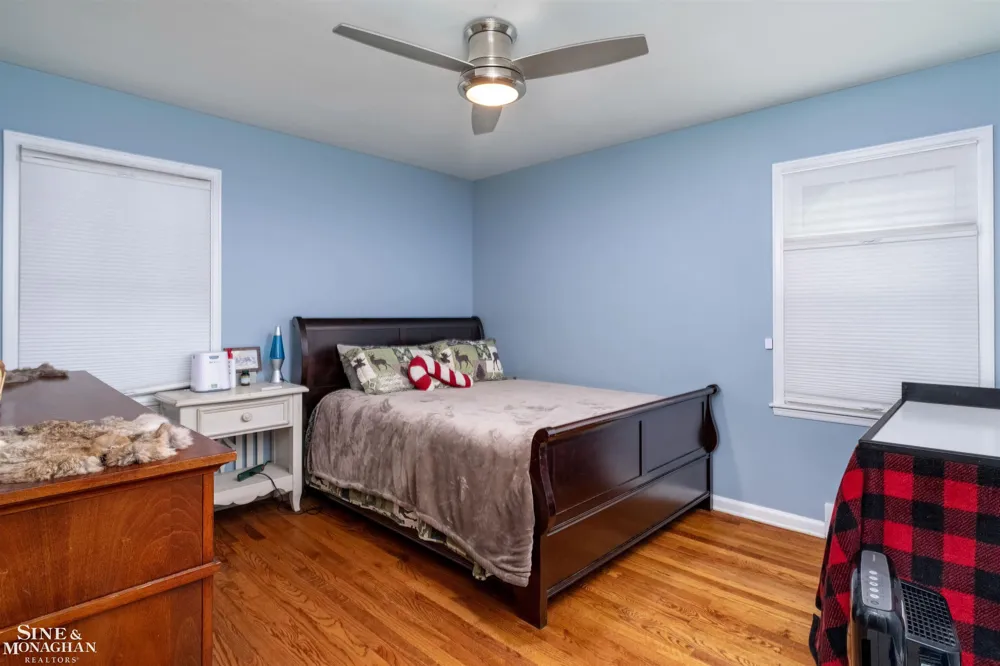 Saint Clair Avenue Grosse Pointe City, MI 48230