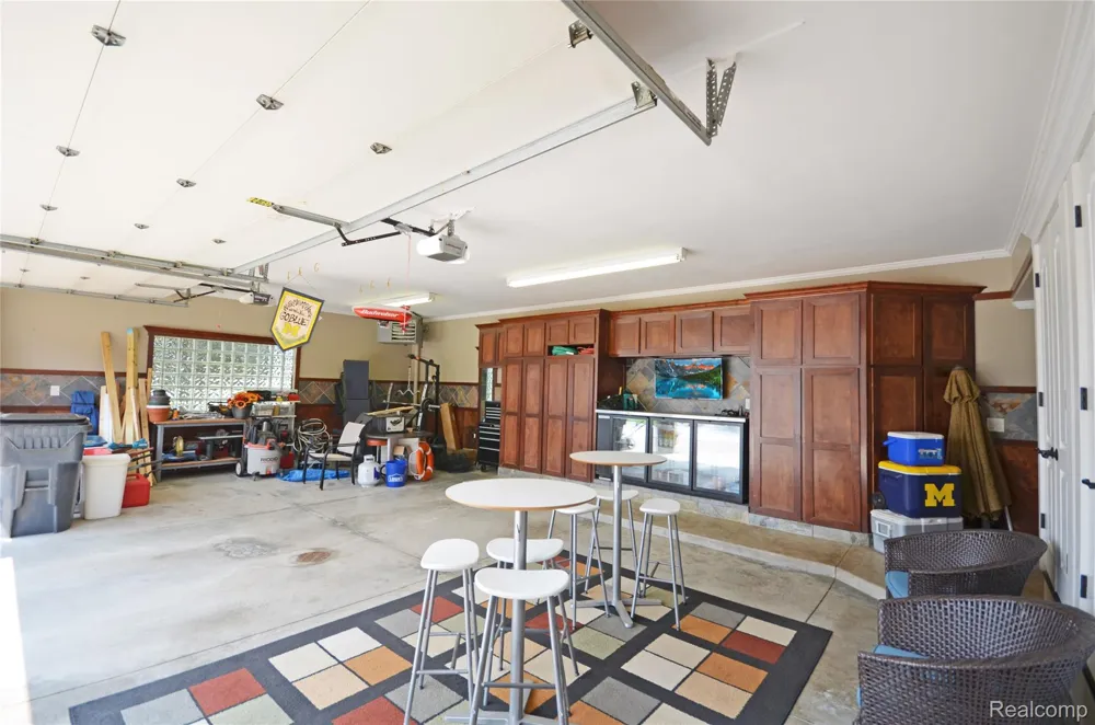 38048 Huron Pointe Drive Harrison Charter Township, MI 48045