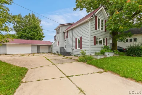 124 Bent Oak Avenue
