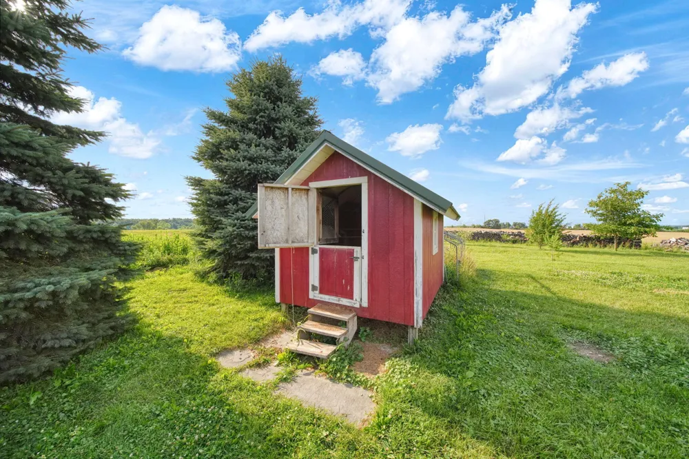 7760 Willow Road Saline Township, MI 49236