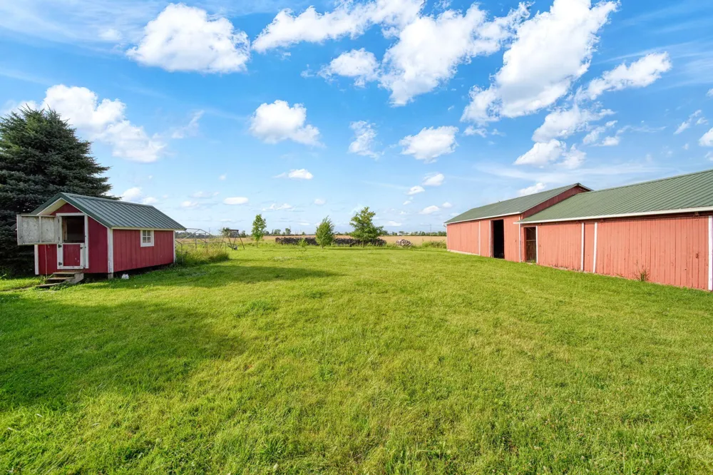 7760 Willow Road Saline Township, MI 49236
