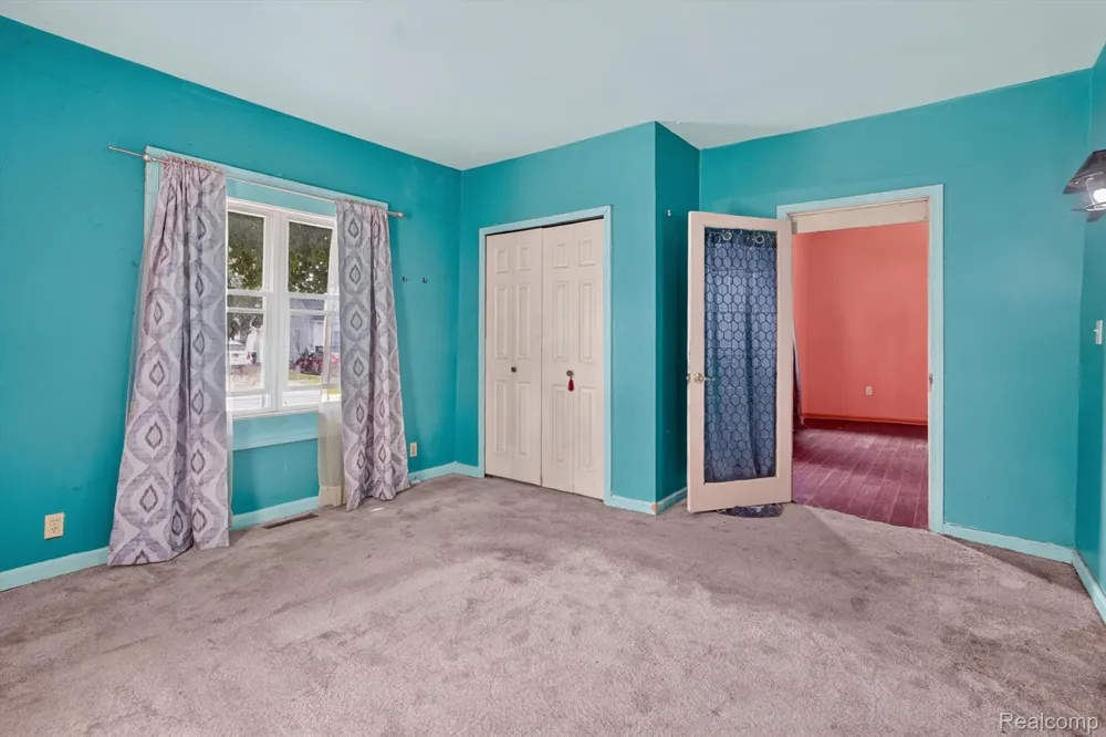 203 Grant Street Holly Township, MI 48442
