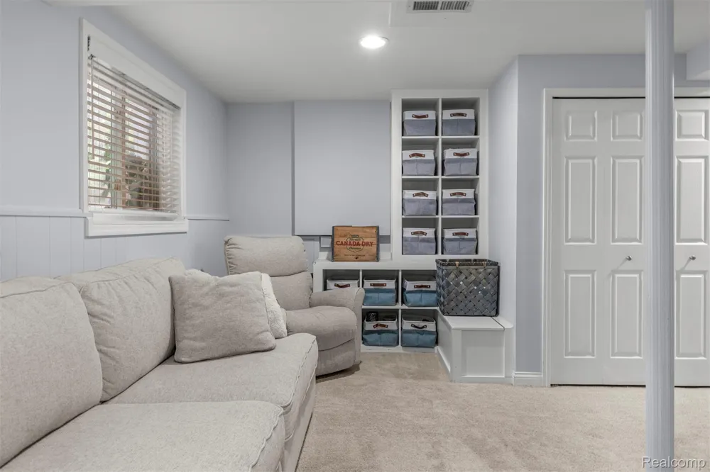 520 Byron Street Plymouth City, MI 48170
