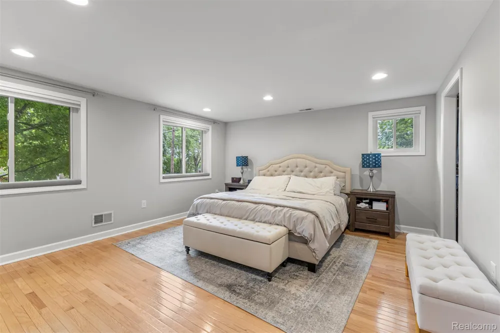 520 Byron Street Plymouth City, MI 48170