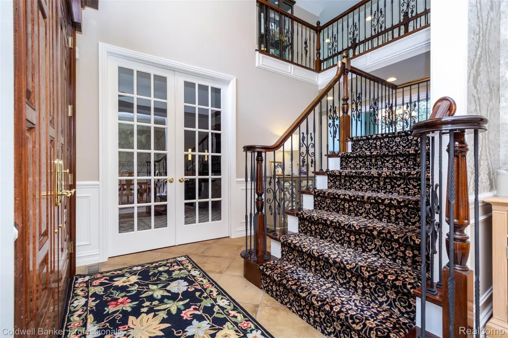 57177 Covington Drive Washington Township, MI 48094