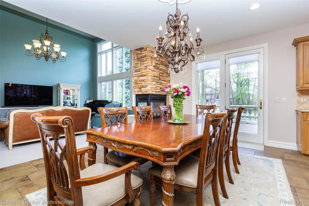 57177 Covington Drive Washington Township, MI 48094