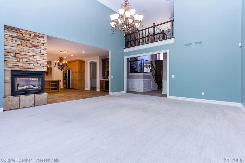 57177 Covington Drive Washington Township, MI 48094