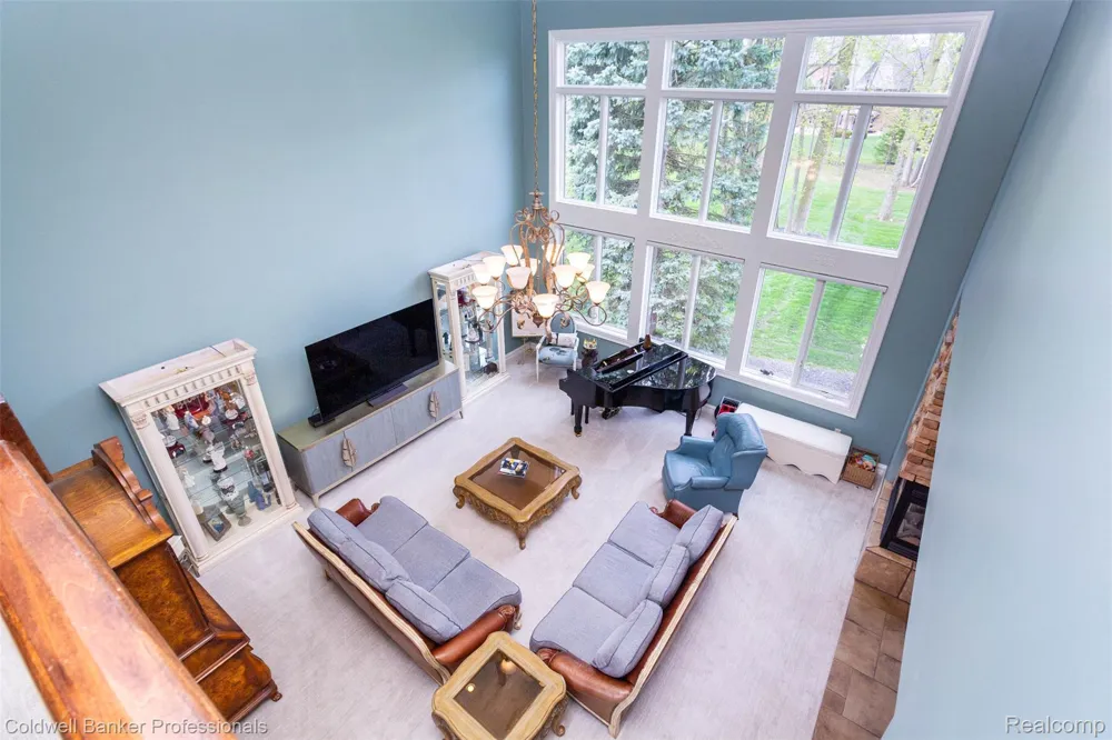 57177 Covington Drive Washington Township, MI 48094