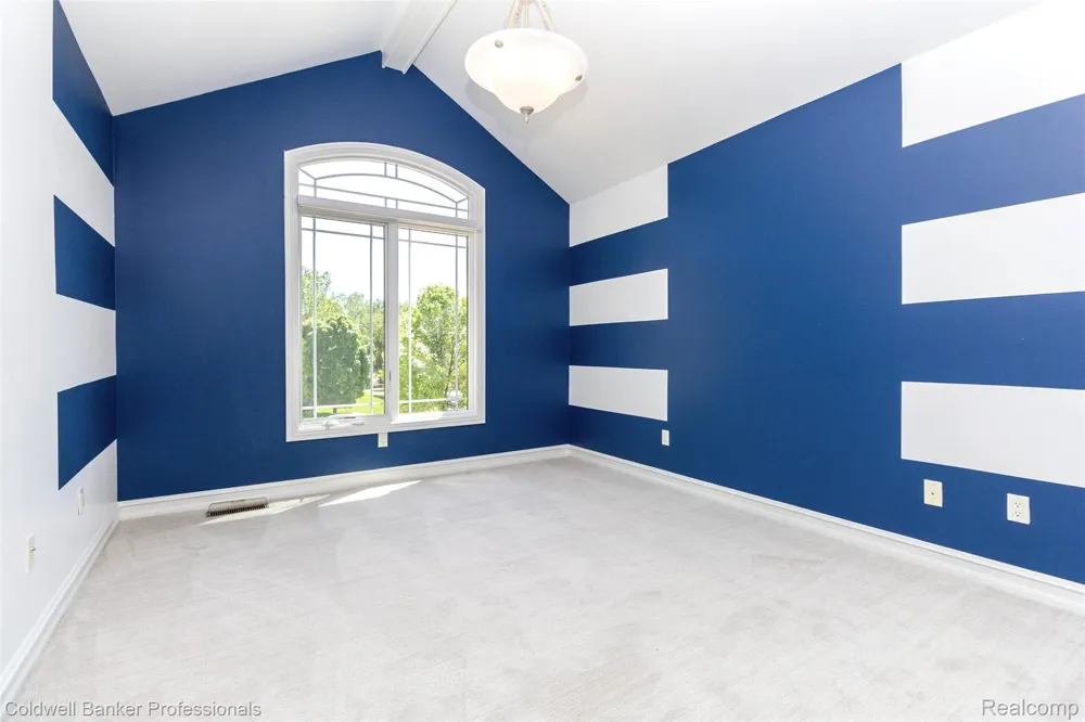 57177 Covington Drive Washington Township, MI 48094