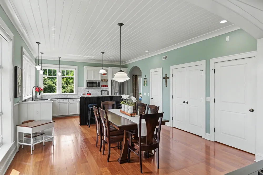 7433 Tobeco Creek Drive Acme Township, MI 49690