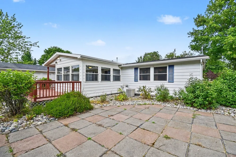 10609 Bissonette Drive Oscoda Charter Township, MI 48750