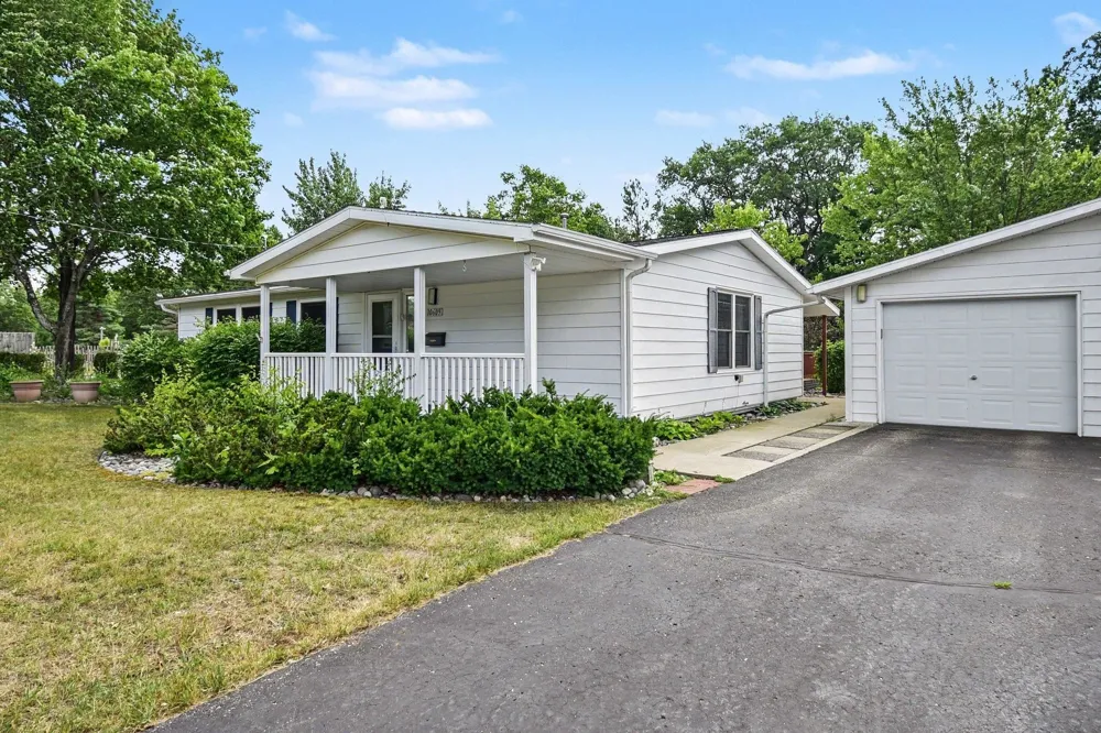 10609 Bissonette Drive Oscoda Charter Township, MI 48750
