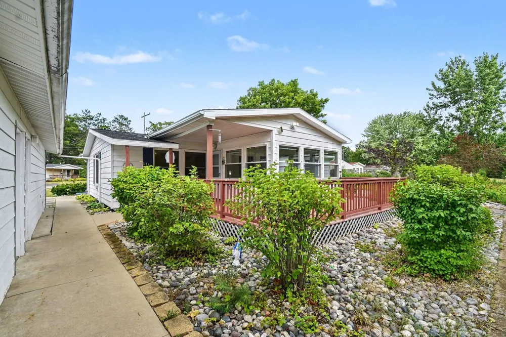 10609 Bissonette Drive Oscoda Charter Township, MI 48750