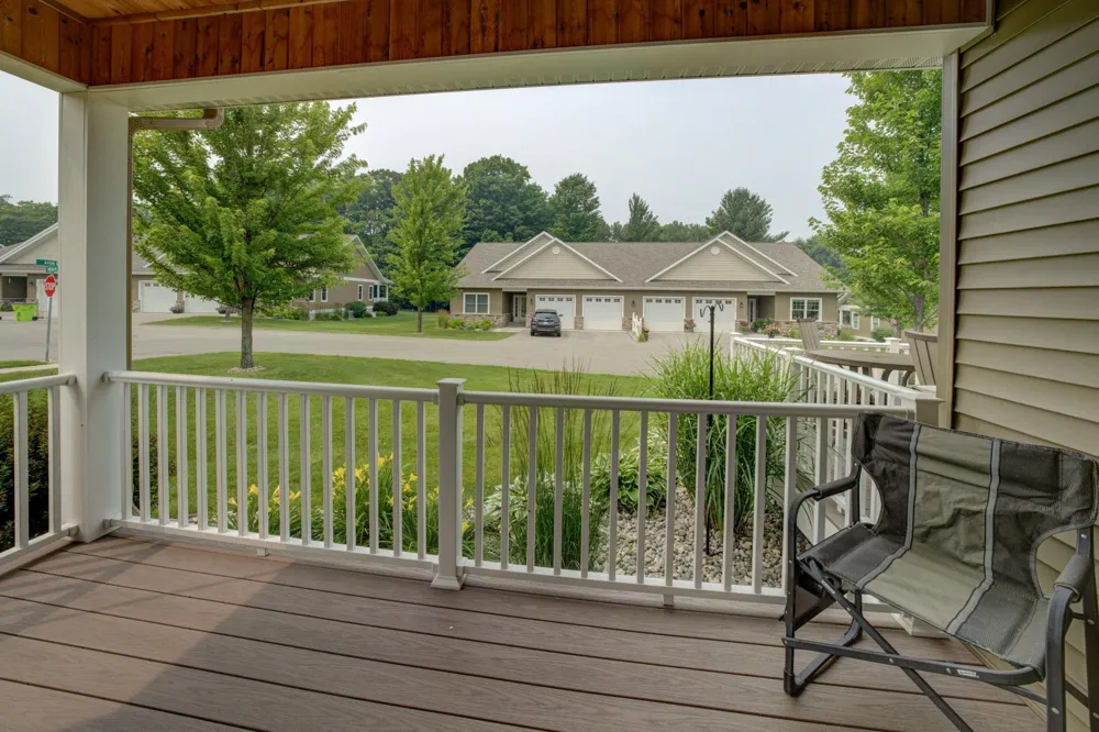 2235 Chelsea Lane Garfield Charter Township, MI 49685