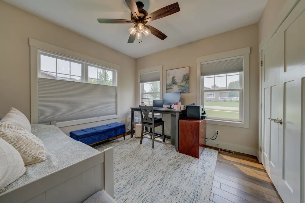 2235 Chelsea Lane Garfield Charter Township, MI 49685