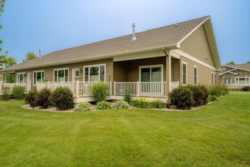 2235 Chelsea Lane Garfield Charter Township, MI 49685
