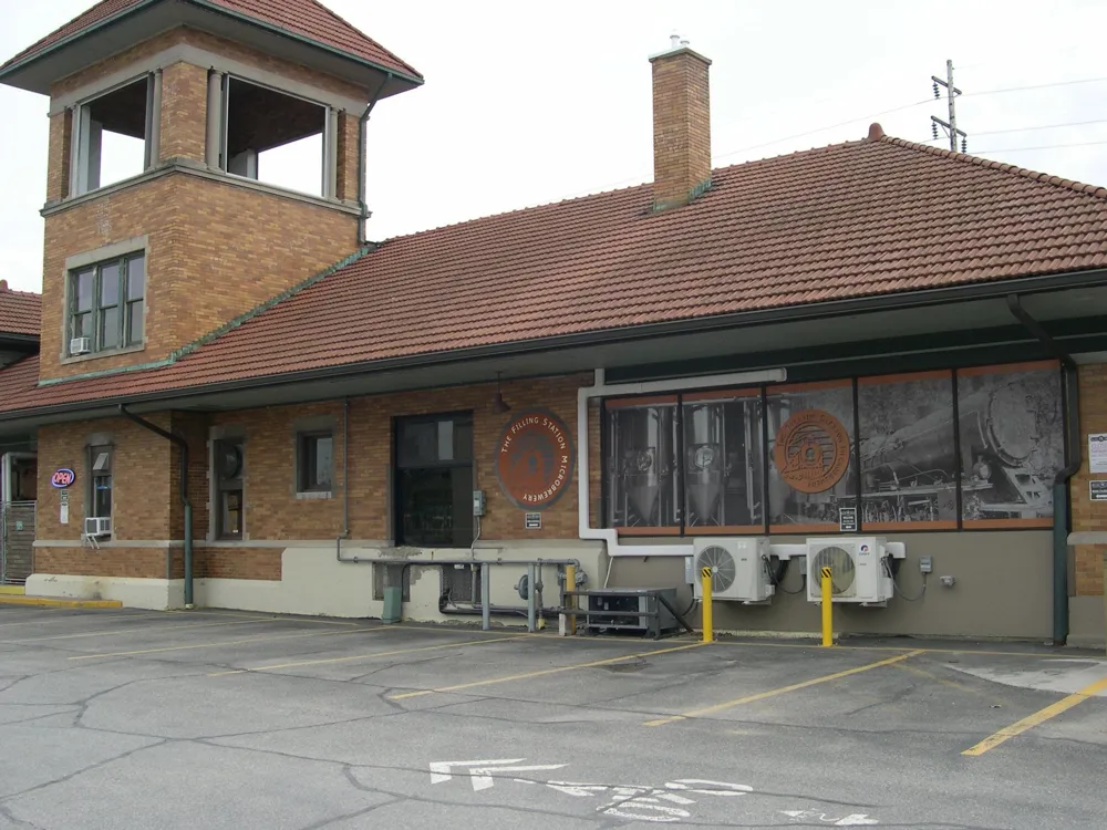 1589 Edgewater Ridge Traverse City City, MI 49684
