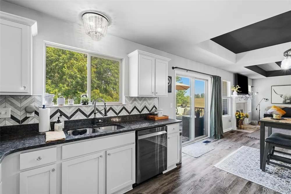 5429 Pintail Court Burton City, MI 48509