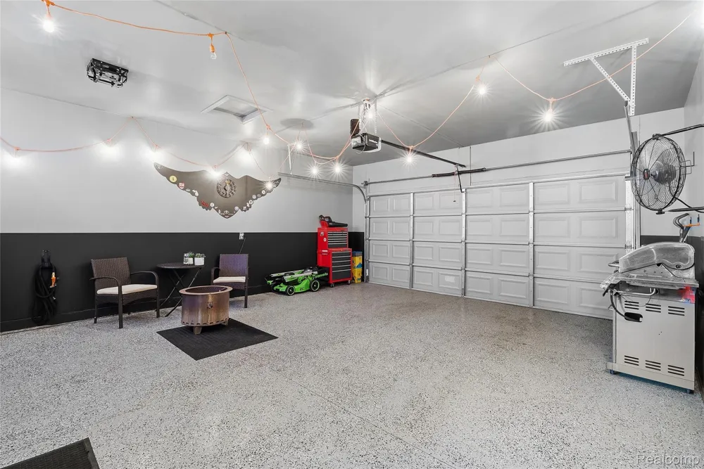 5429 Pintail Court Burton City, MI 48509