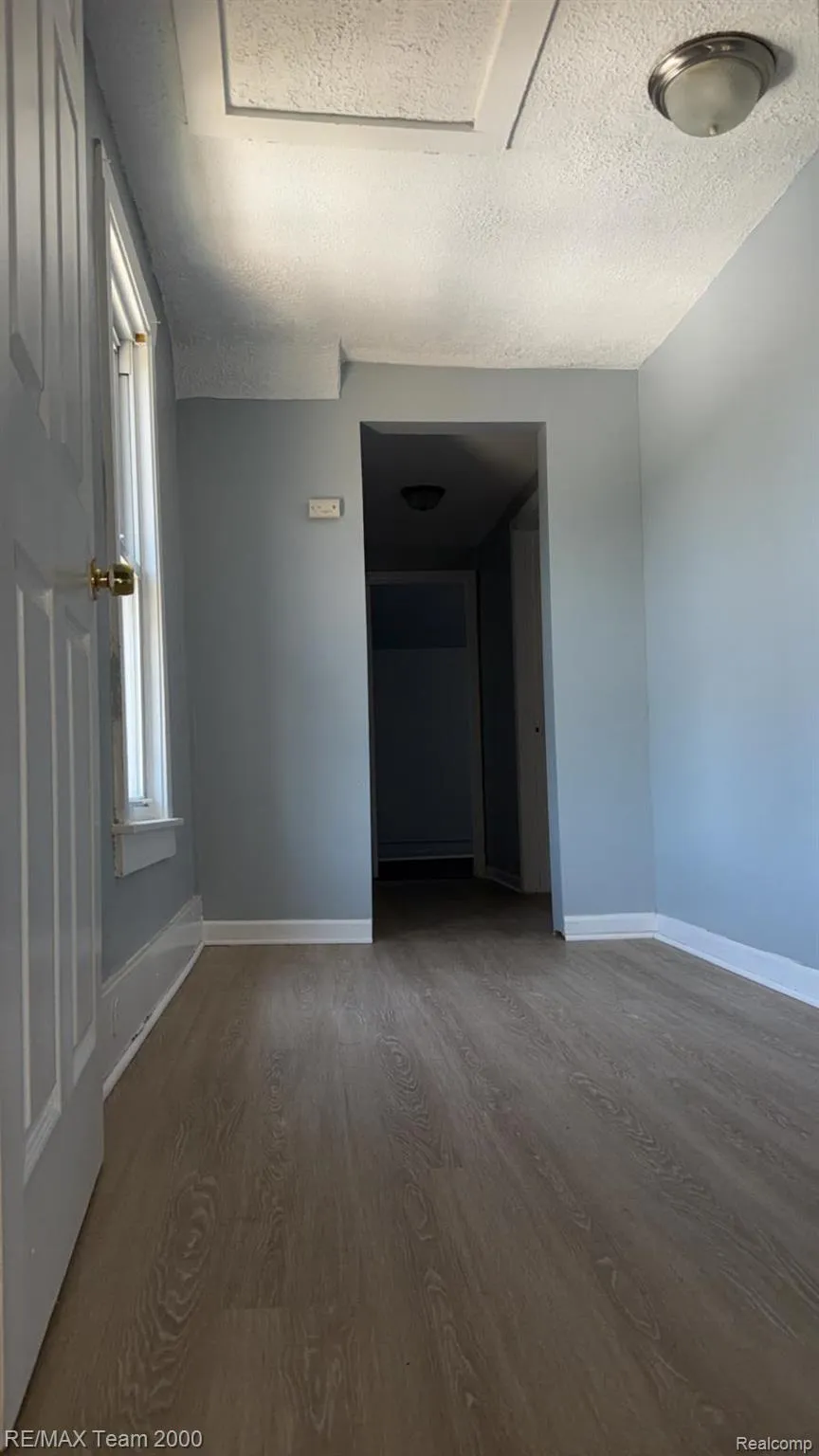 734 Cleophus Parkway Lincoln Park City, MI 48146