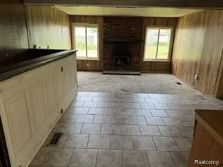29108 Riveroak Drive Romulus City, MI 48174