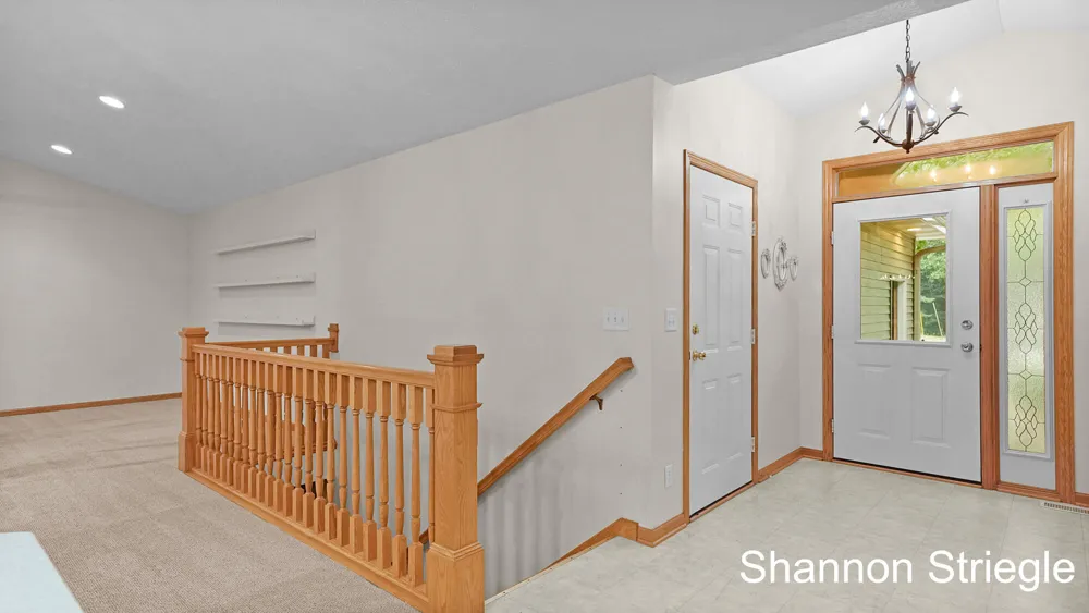 4864 Westshire Drive NW Alpine Township, MI 49321
