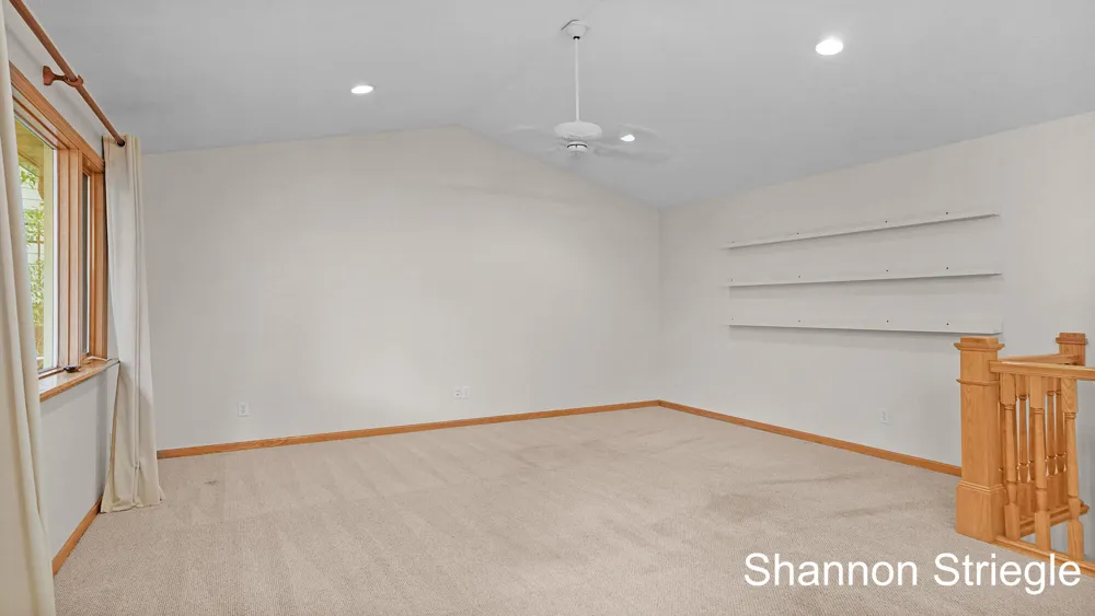 4864 Westshire Drive NW Alpine Township, MI 49321