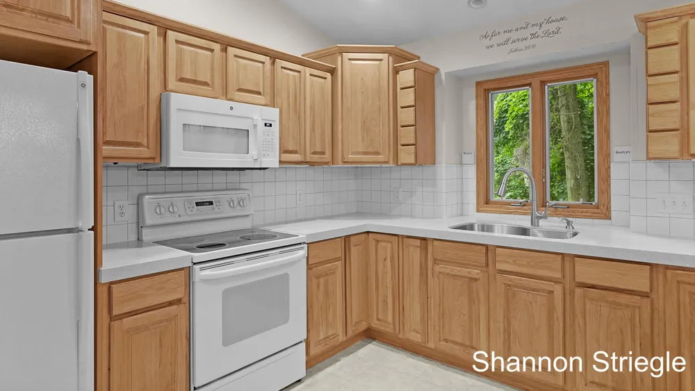4864 Westshire Drive NW Alpine Township, MI 49321