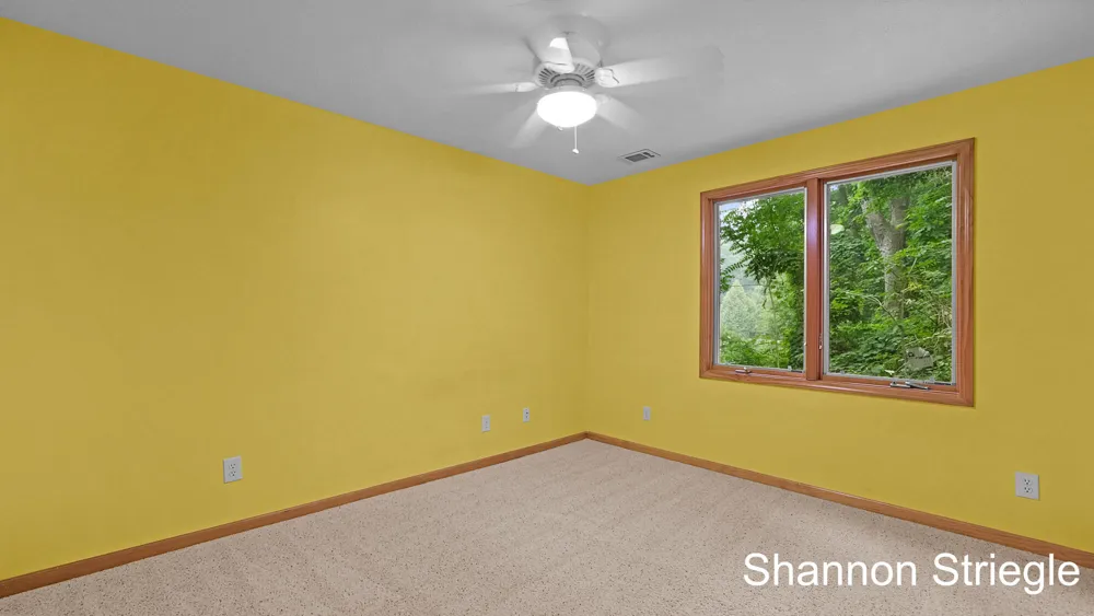 4864 Westshire Drive NW Alpine Township, MI 49321