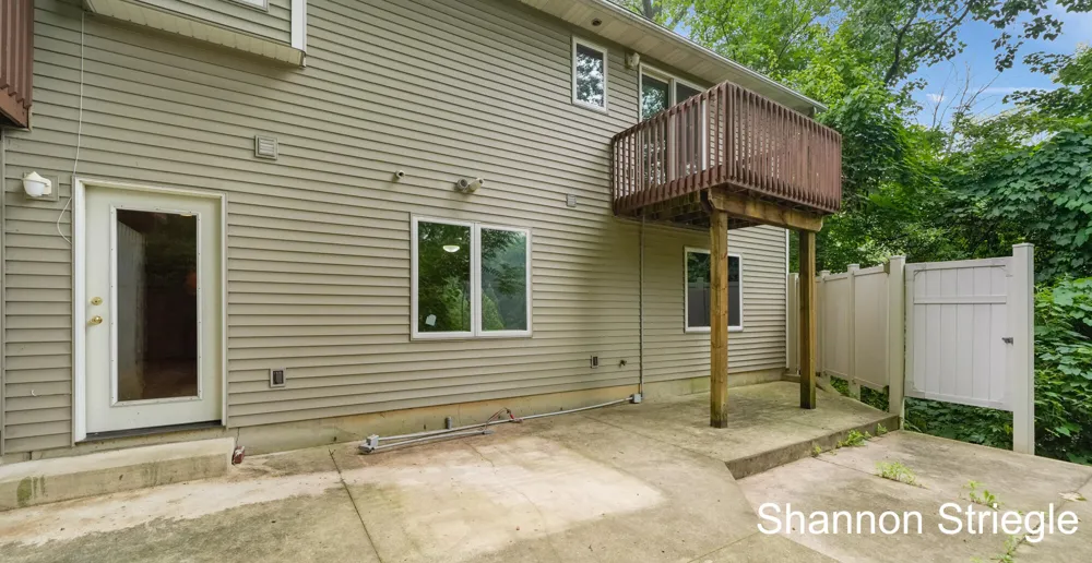 4864 Westshire Drive NW Alpine Township, MI 49321