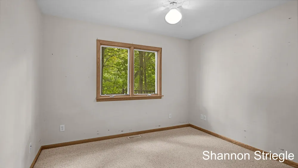 4864 Westshire Drive NW Alpine Township, MI 49321