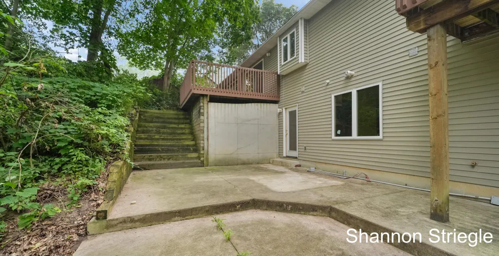 4864 Westshire Drive NW Alpine Township, MI 49321