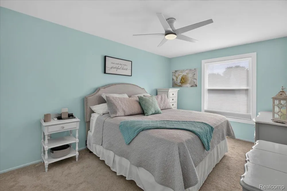 2818 Willow Court Orion Charter Township, MI 48360
