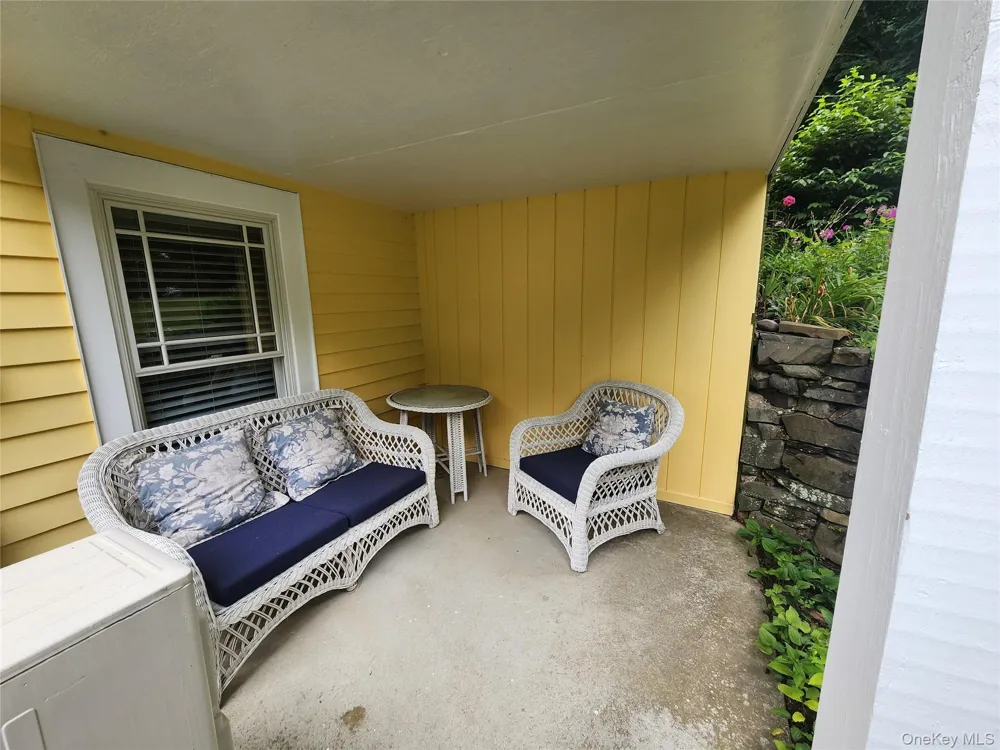 29 Cherry Street Red Hook, NY 12571