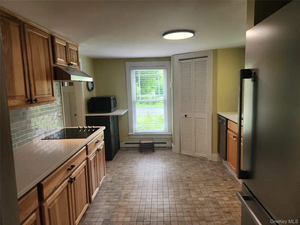 29 Cherry Street Red Hook, NY 12571